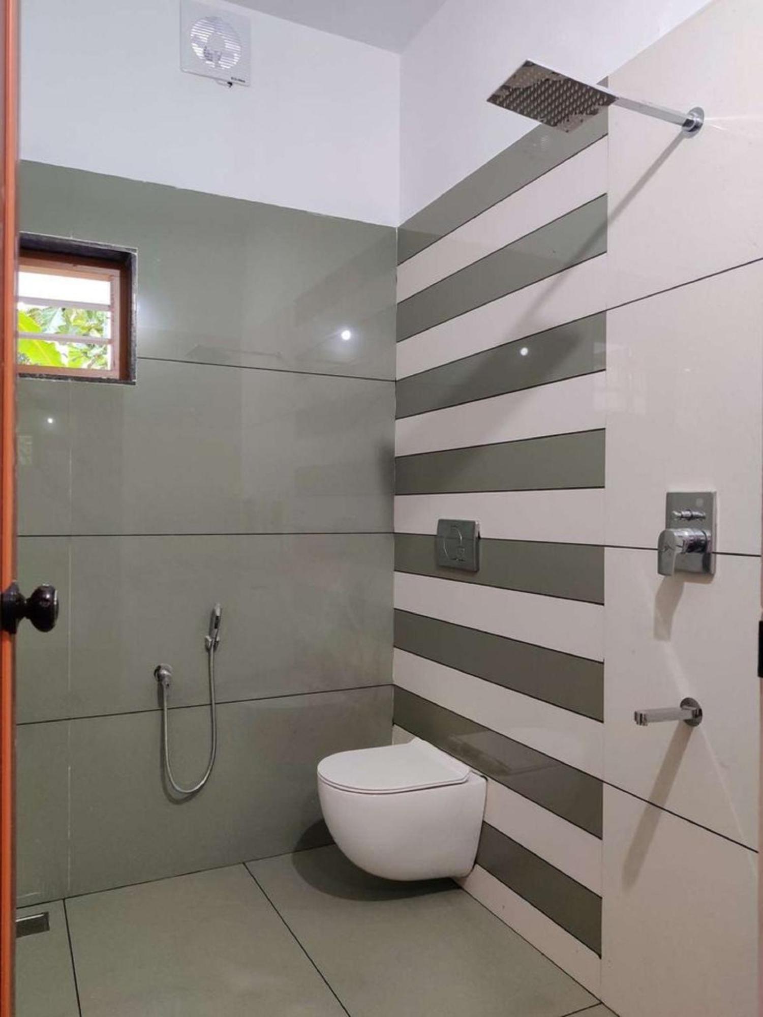 Hotel Aerocity Golden Close To New Delhi Airport Dış mekan fotoğraf